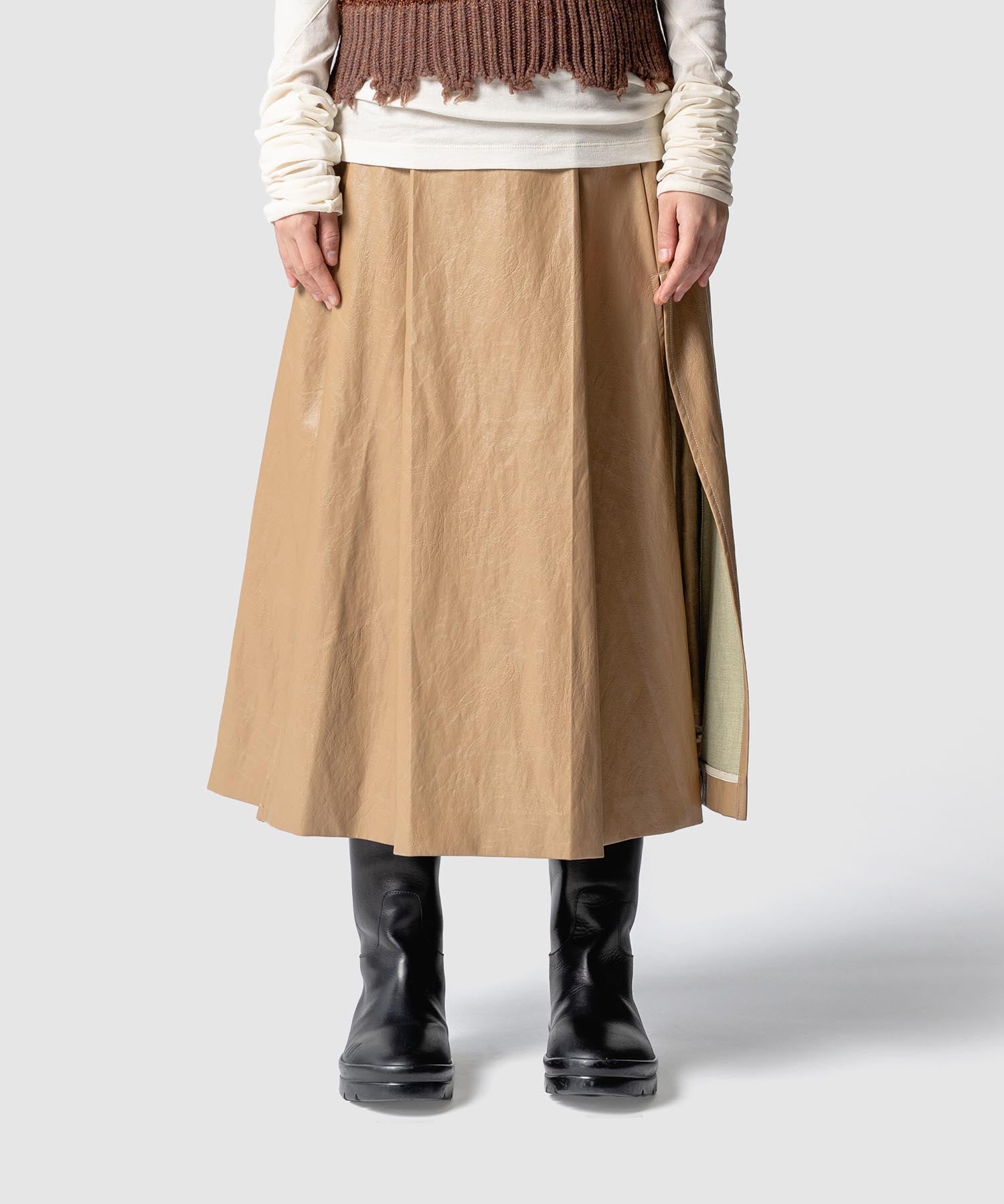 MOON LAYER SKIRT｜muller of yoshiokubo(ミュラーオブ