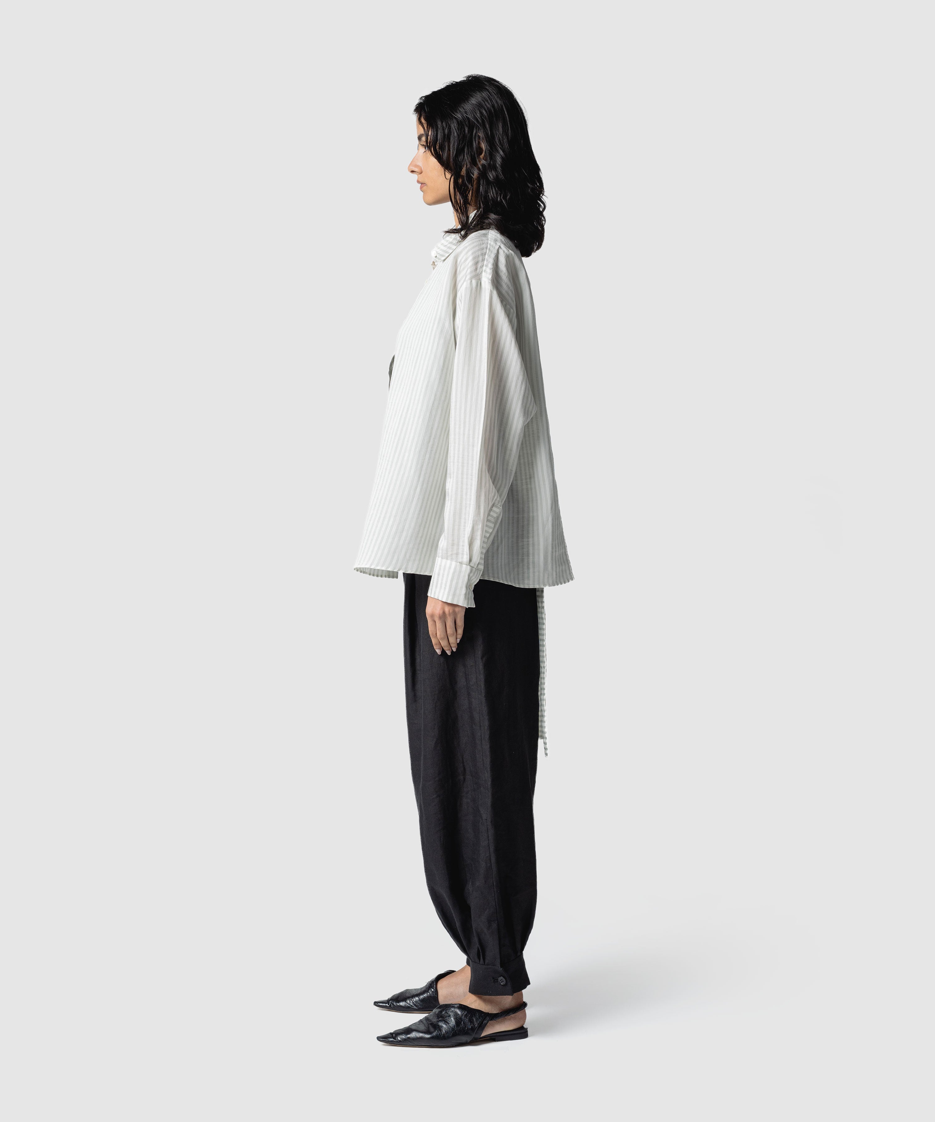 STRIPE BACK OPEN SHIRTS｜muller of yoshiokubo(ミュラーオブ