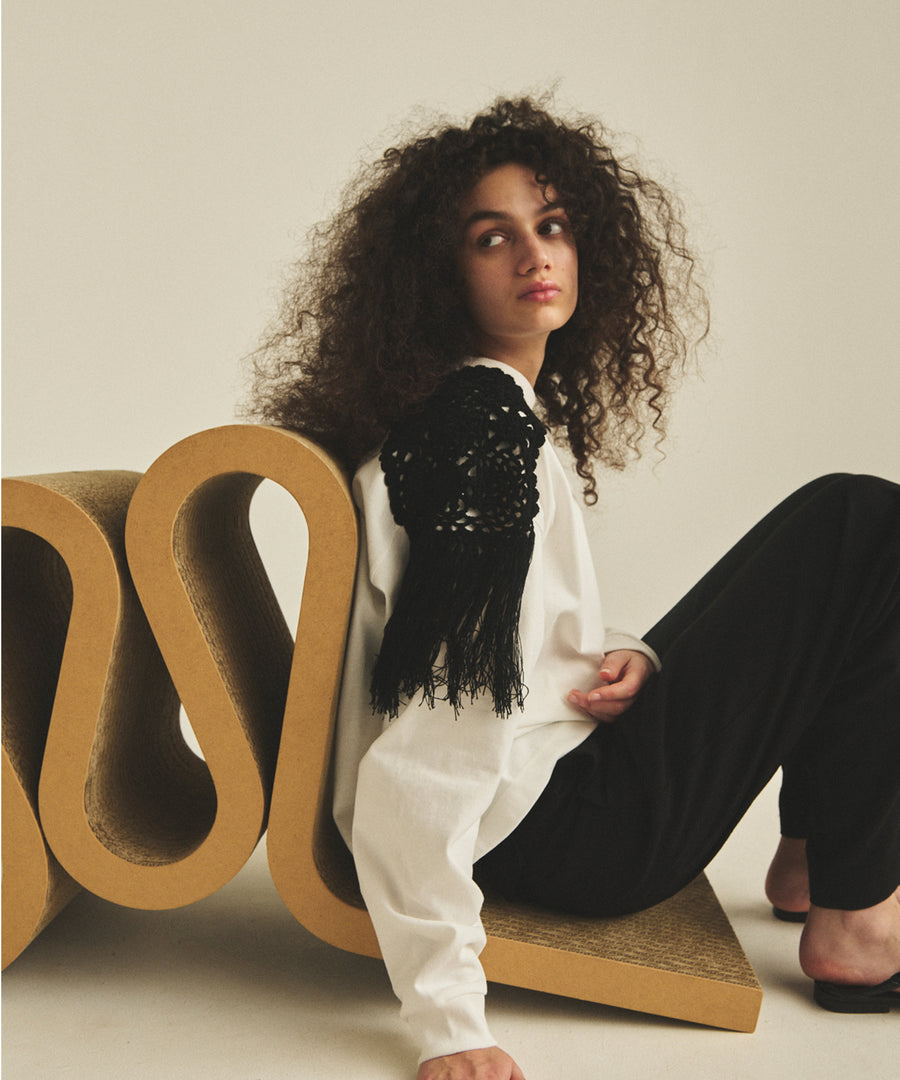 CROCHET FRINGE SHOULDER  TOP