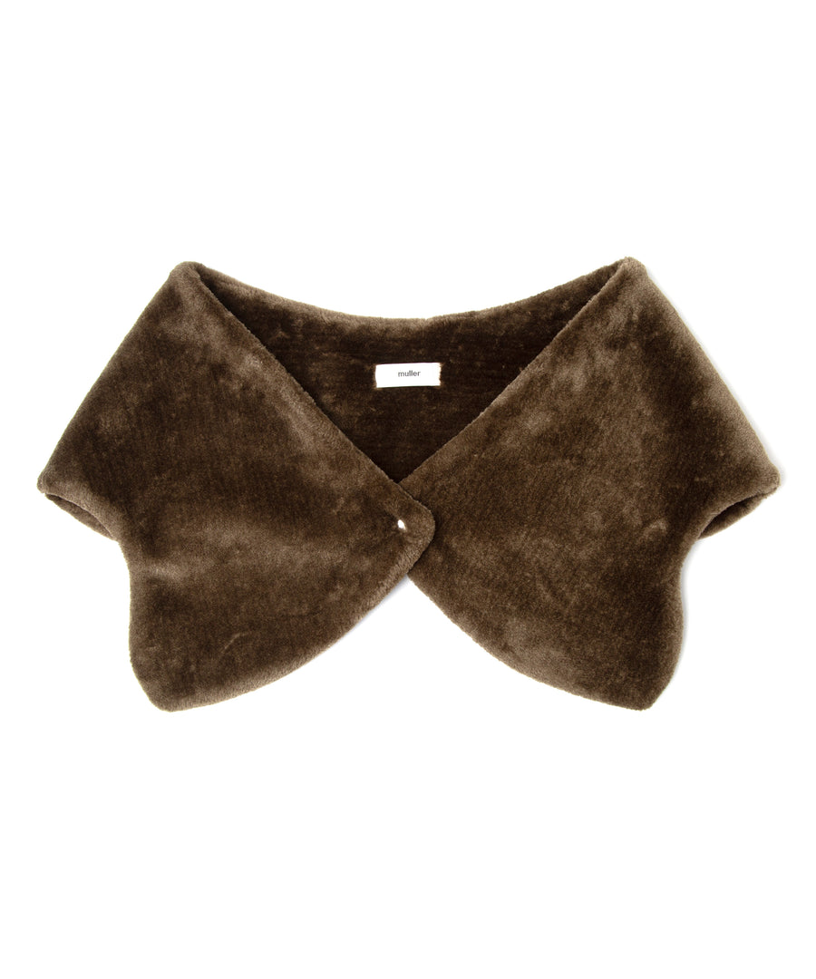 MOUTON FUR CAPE