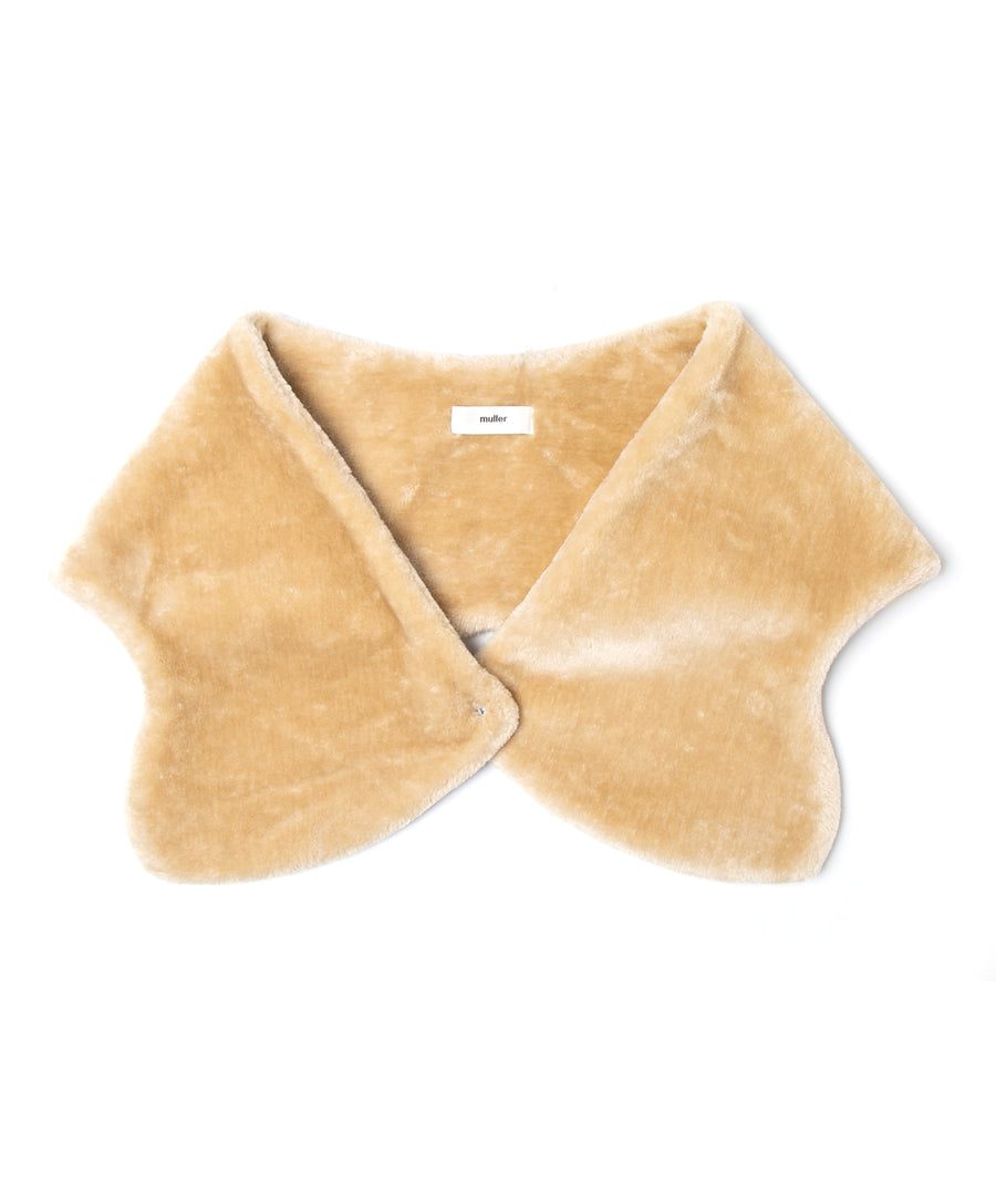 MOUTON FUR CAPE