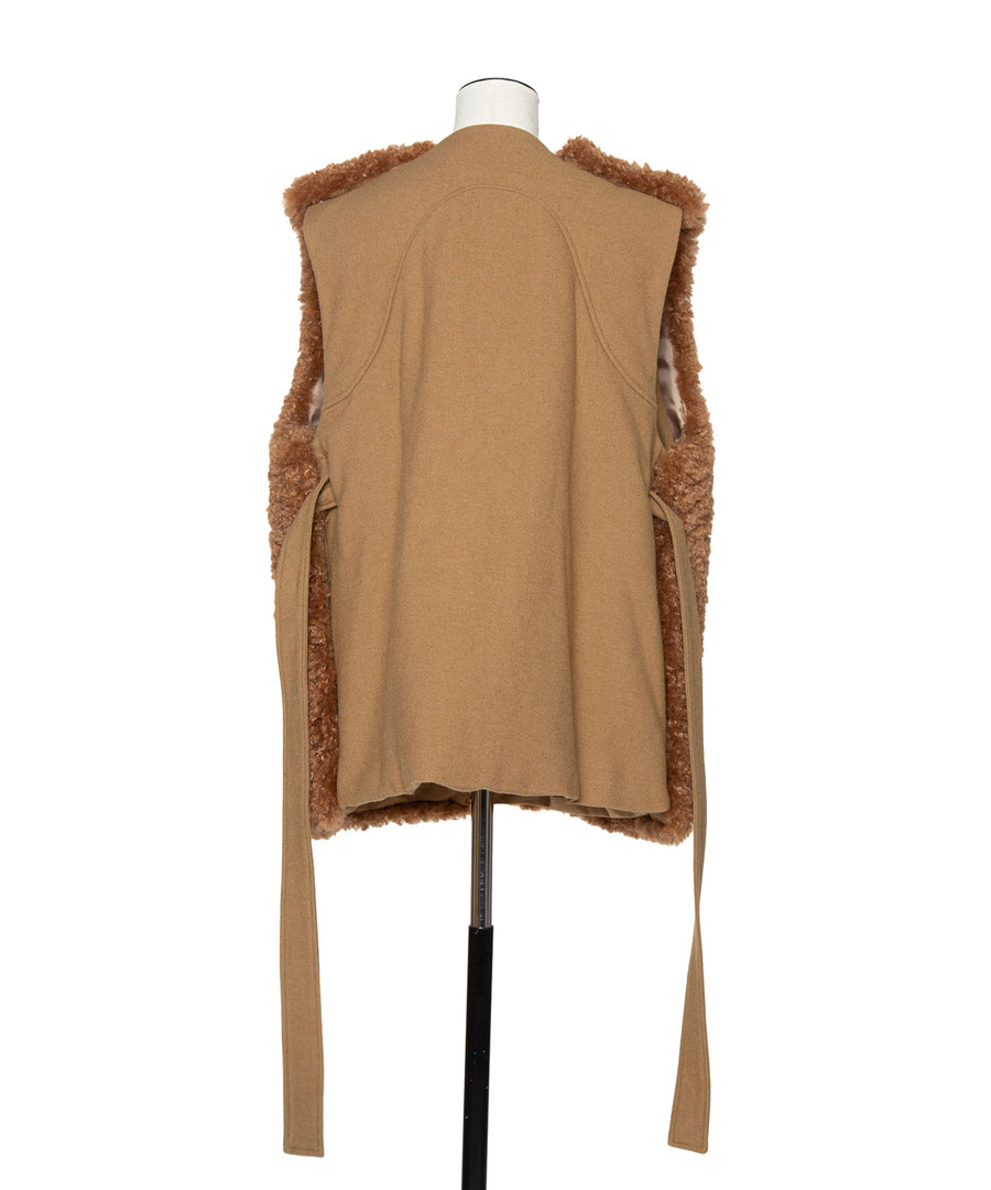 BUMPY WOOL BOA VEST