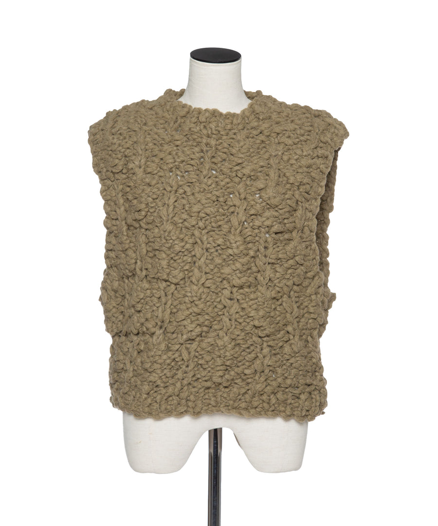 BUMPY VEST