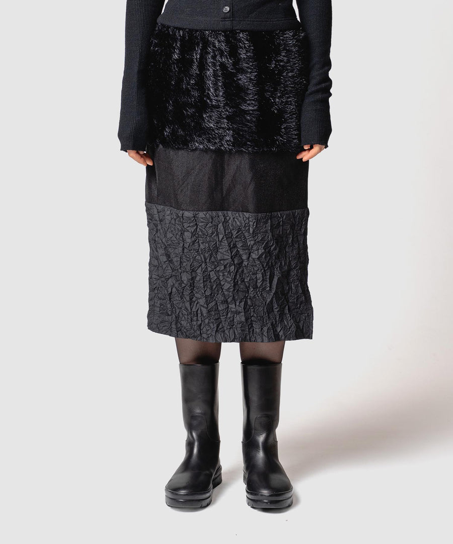 GRASS LINE SKIRT
