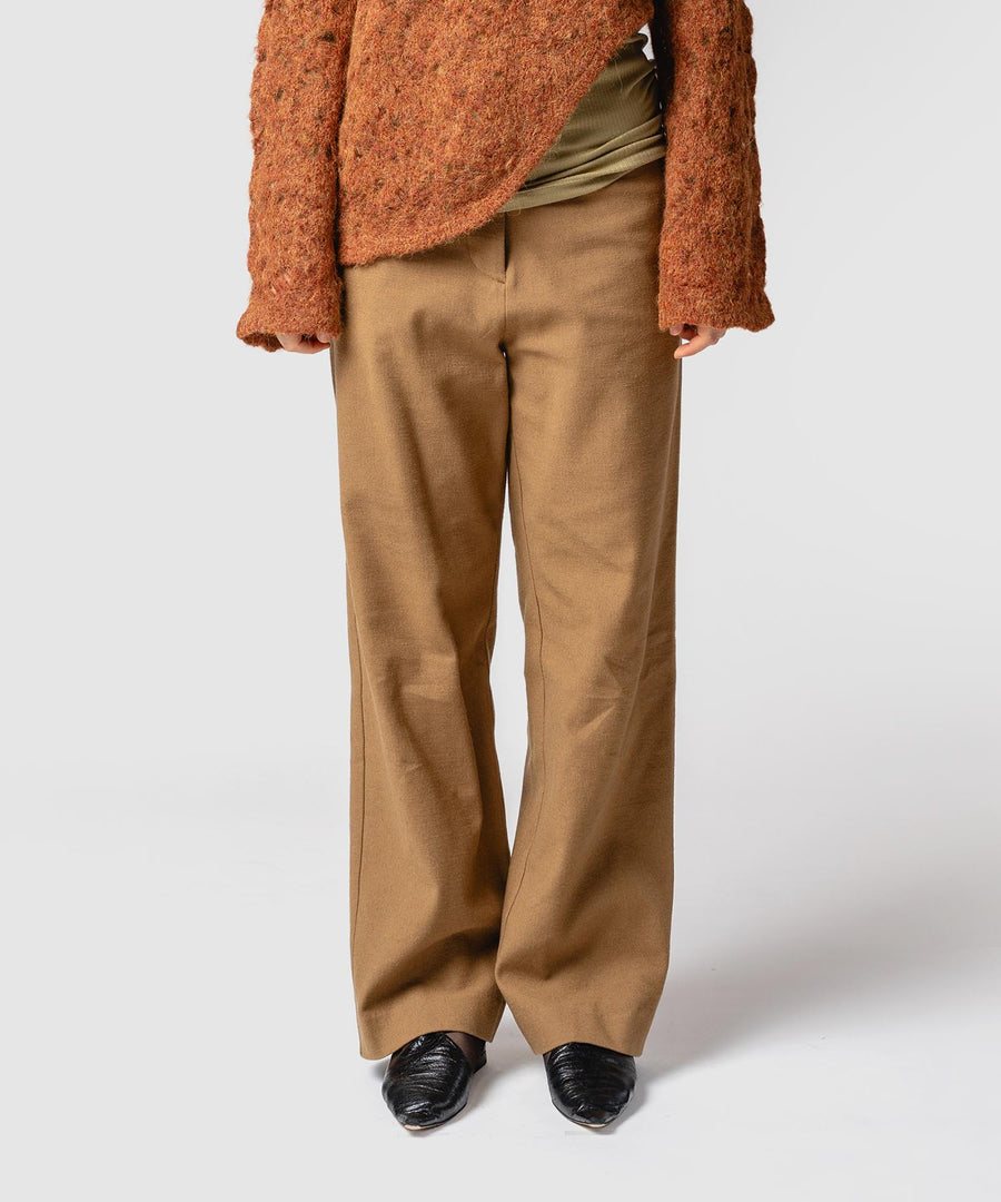 BUMPY WOOL PANTS