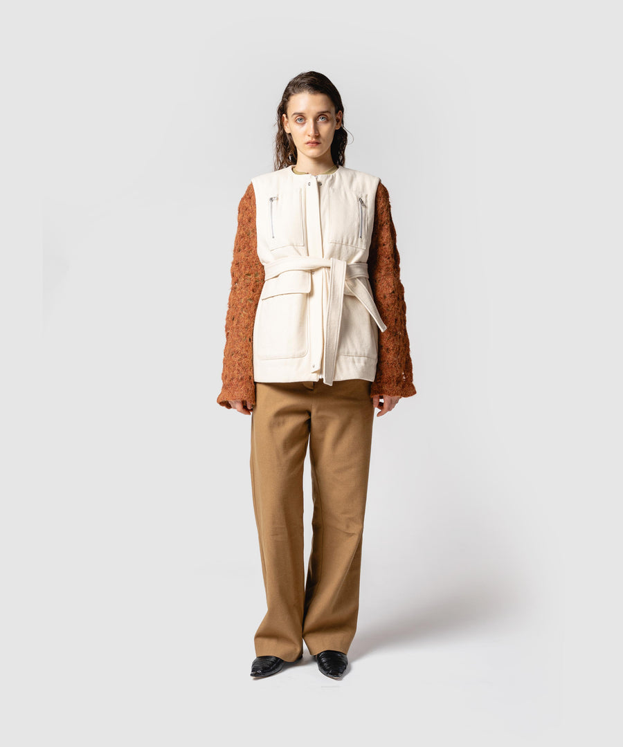 BUMPY WOOL BOA VEST