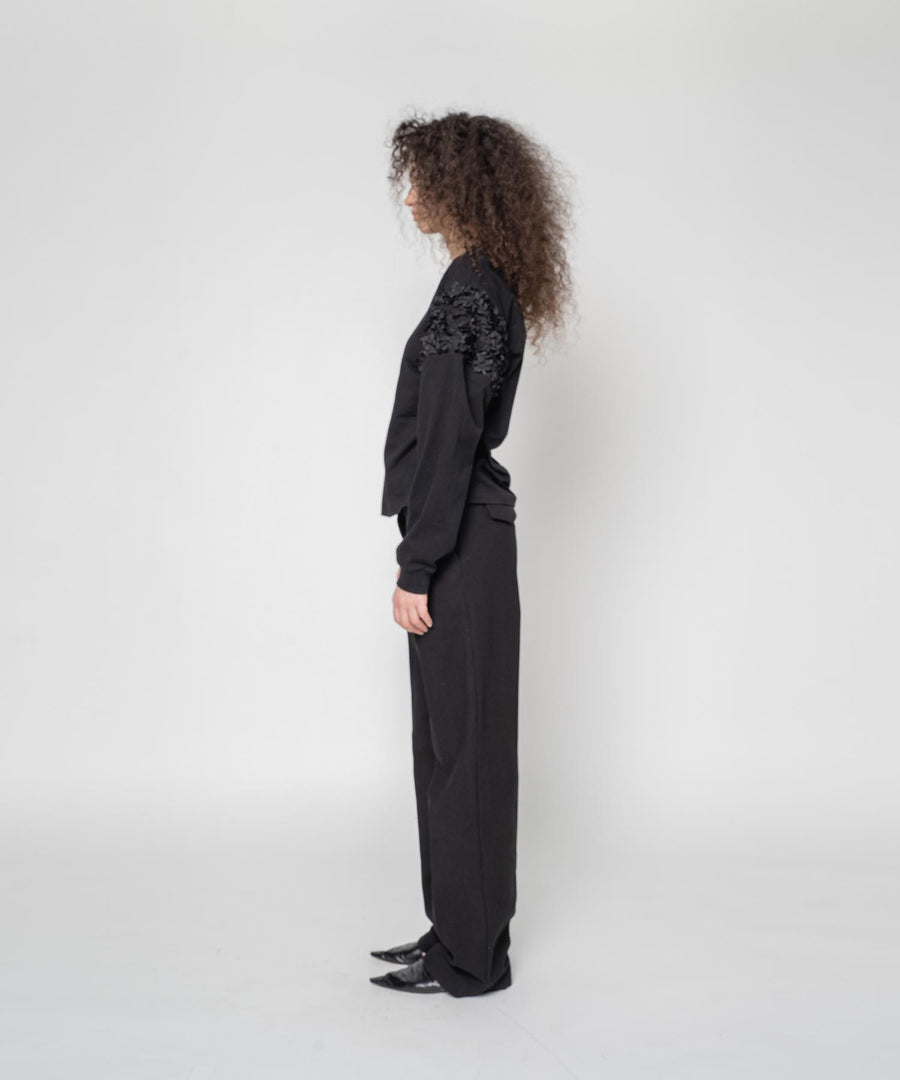 FLOWY FRILLED LONG SLEEVE T