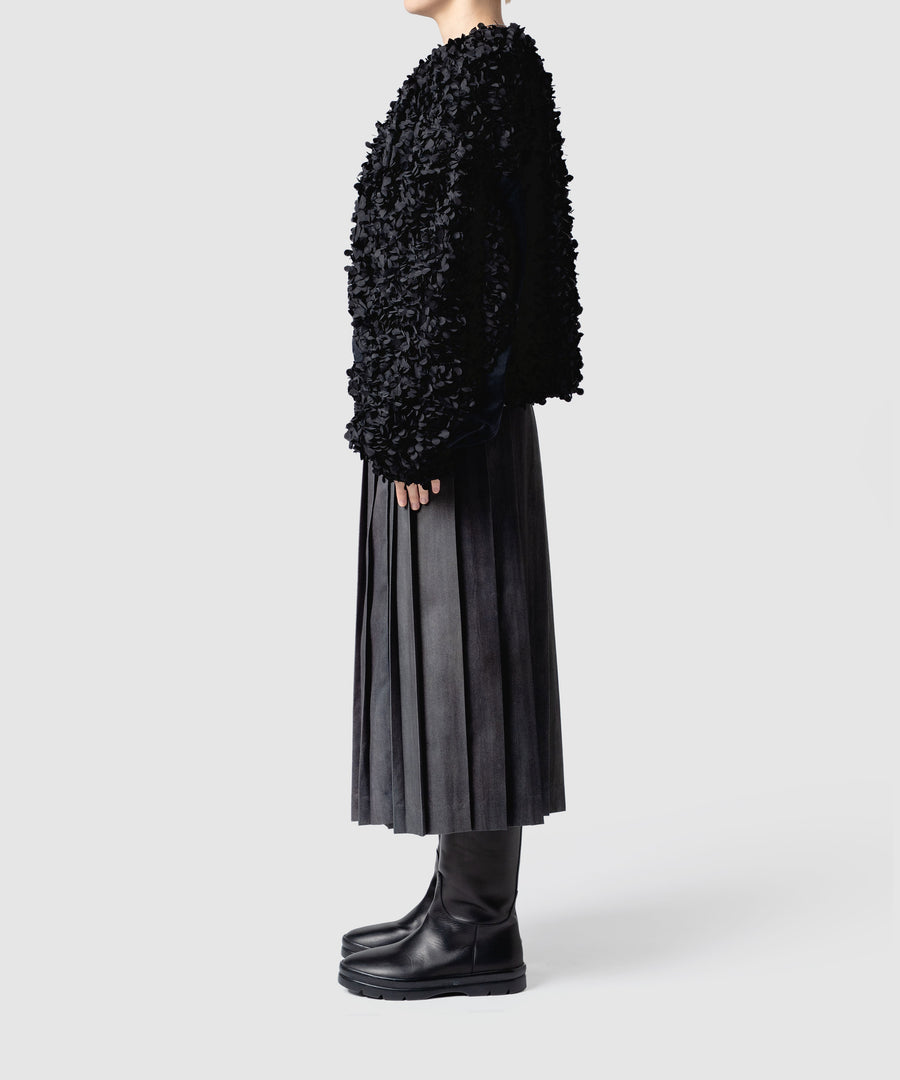 FLOWY FRILLED BLOUSON